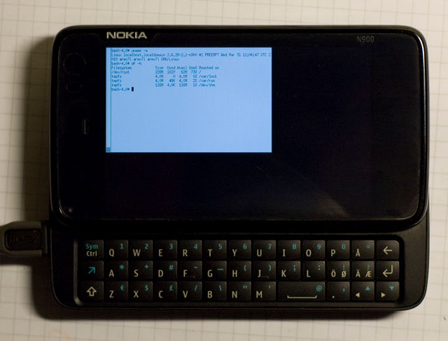 N900 booting into Meego terminal